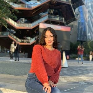 Meet your Posher, Evelyn